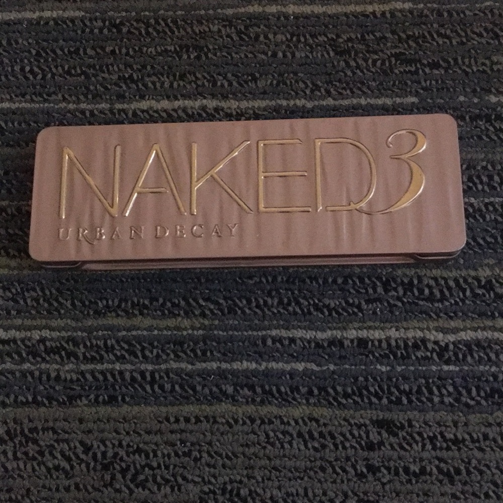 Naked 3 palette by Urban Decay (price negotiable)